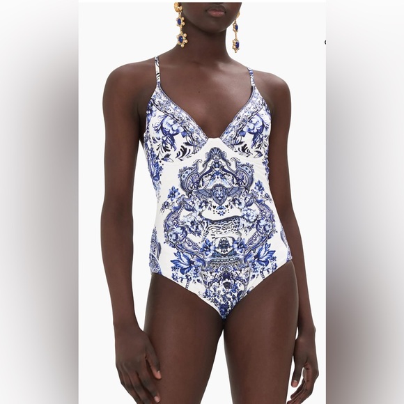 Camilla Soft Cup Underwire One Piece
Glaze And Graze, Large, $429 - Picture 3 of 17